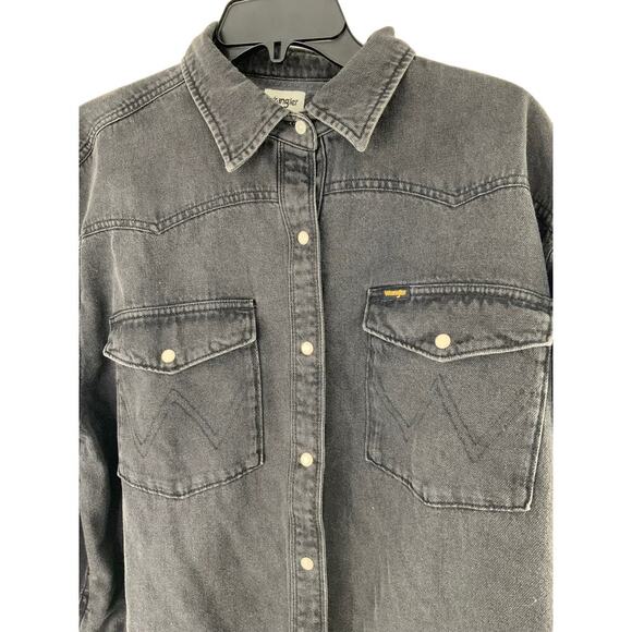 Wrangler Denim Shirt Womens S Long Sleeve Pearl Snap Chest Pocket Button Up NWT - Picture 8 of 16
